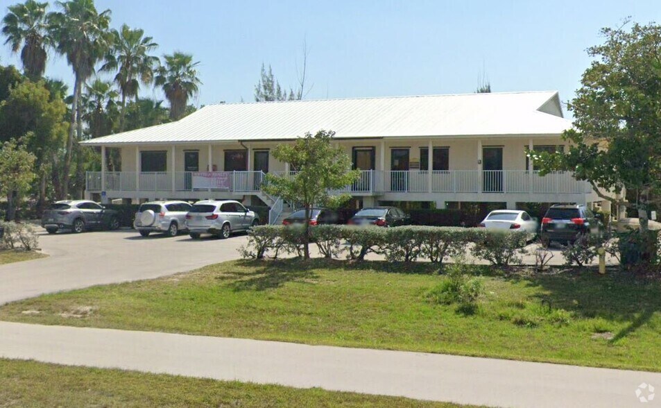More Photos Of 29872 Overseas Hwy, Big Pine Key Office For Lease