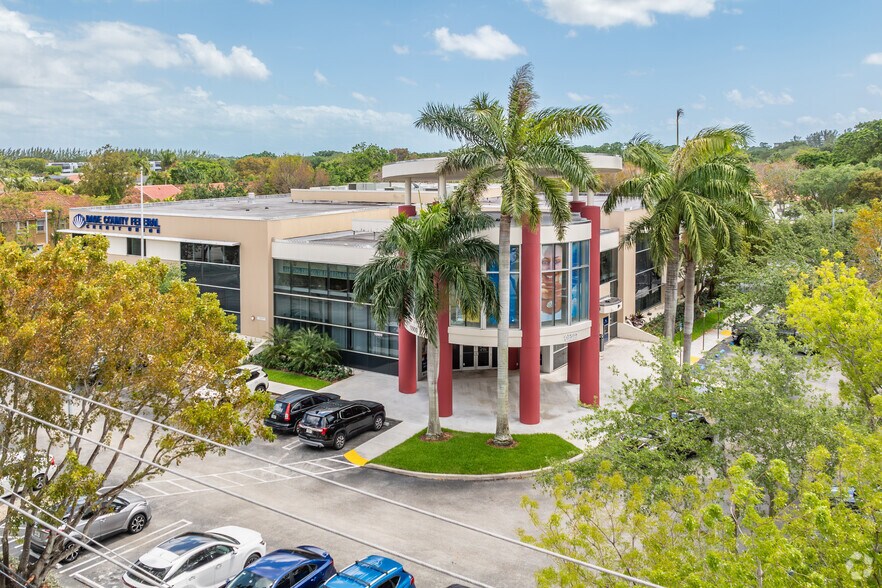 More Photos Of 10900 SW 88th St, Miami Office For Sale