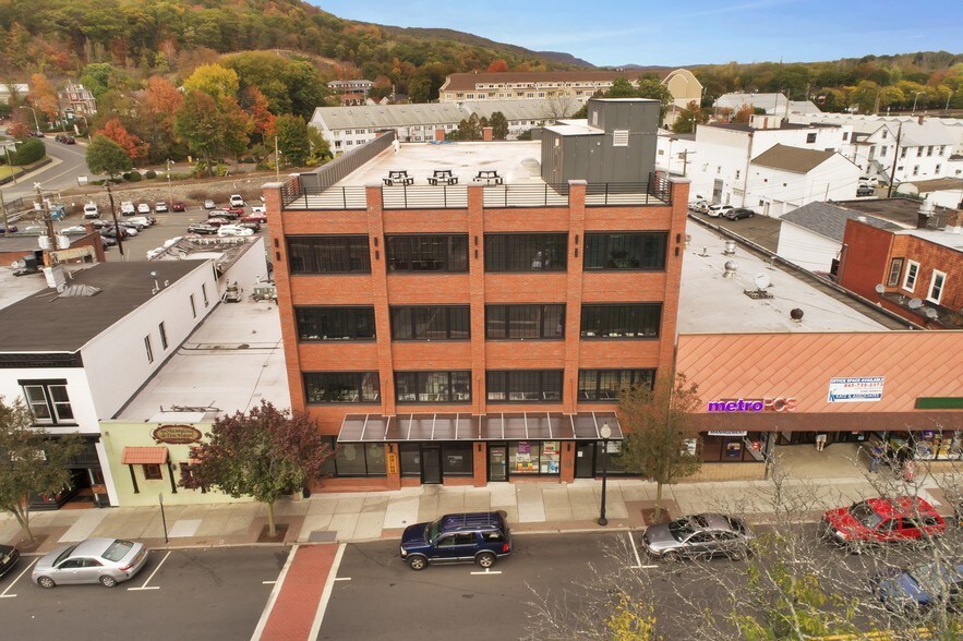More Photos Of 74 Lafayette Ave, Suffern Storefront Retail Office For Lease