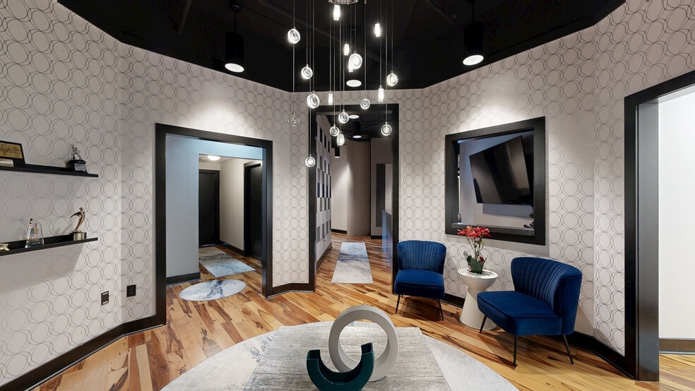 Primary Photo Of 100 S Eola Dr, Orlando Apartments For Lease