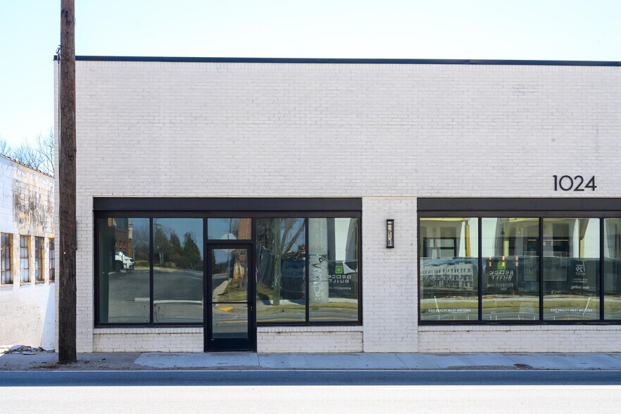 1024 Donald Lee Hollowell, Atlanta, GA 30318 Retail For Lease