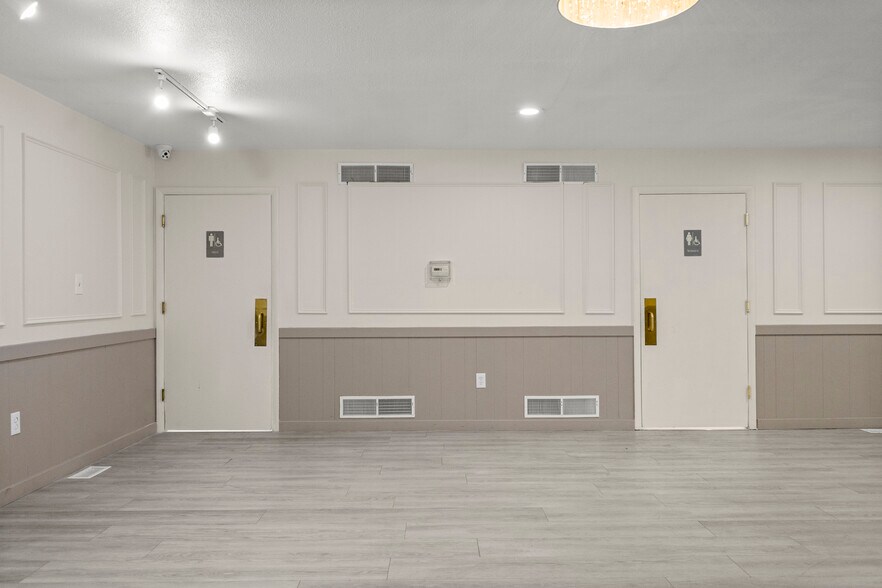 More Photos Of 1217 S Merriman Rd, Westland Lodge Meeting Hall For Sale