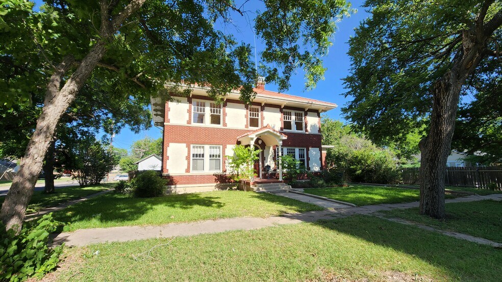 More Photos Of 119 N 7th St, Temple Office For Lease