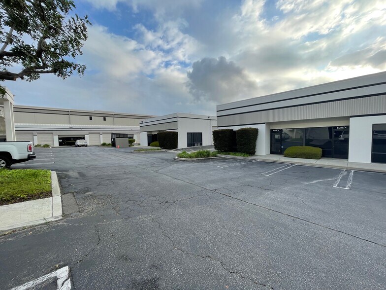 More Photos Of 1901 N Gaffey St, San Pedro Light Manufacturing For Lease