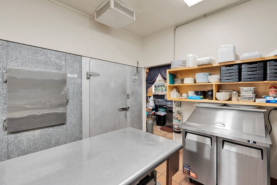 More Photos Of 13910 State Hwy 138, Hesperia Restaurant For Sale