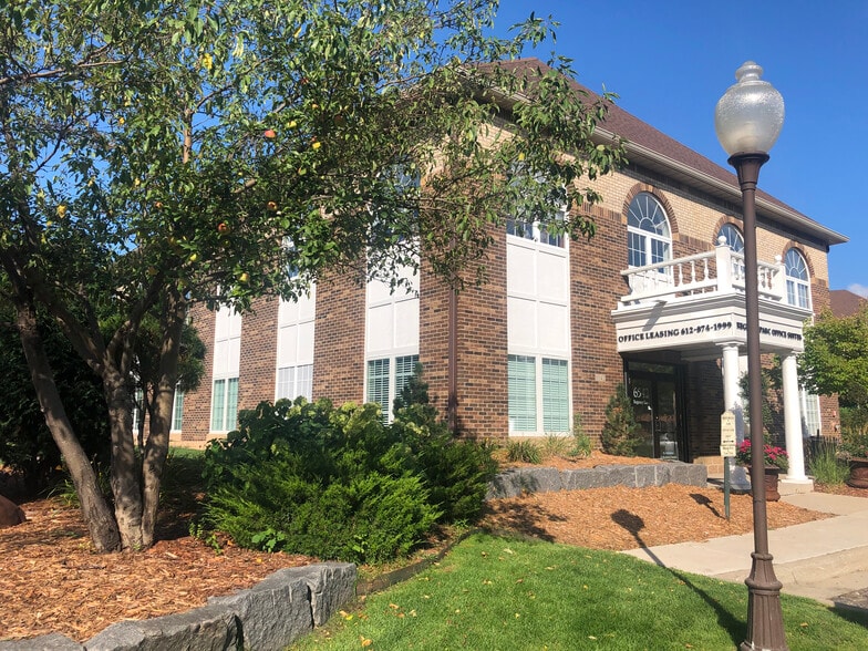 More Photos Of 6542 Regency Ln, Eden Prairie Office For Lease