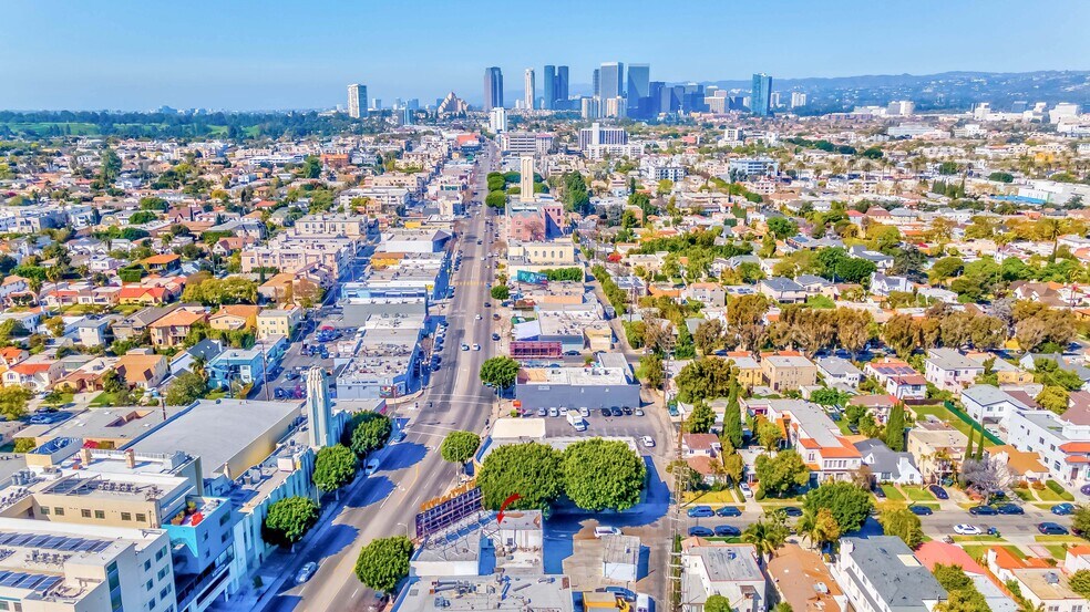 More Photos Of 8881-8883 W Pico Blvd, Los Angeles Storefront Retail Office For Sale