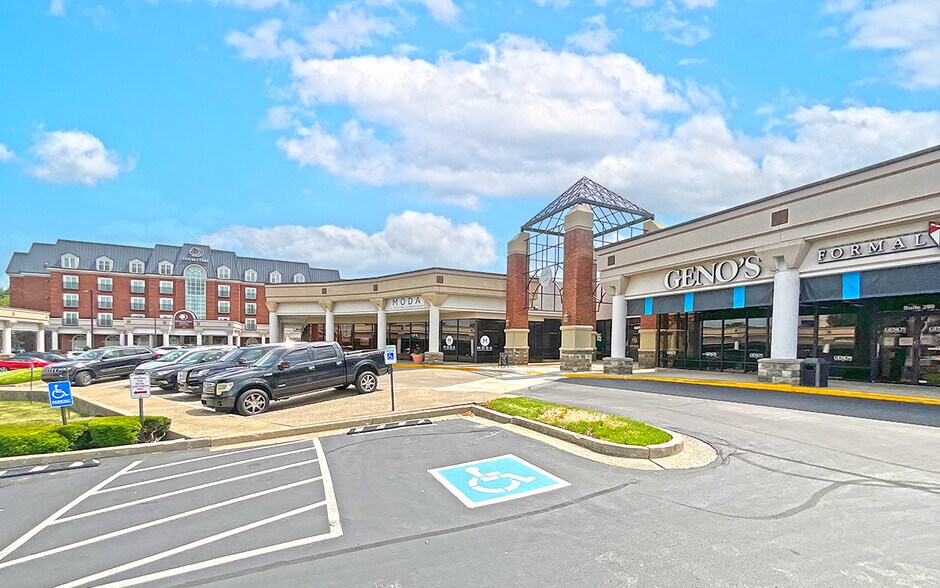 More Photos Of 2573 Richmond Rd, Lexington Unknown For Lease