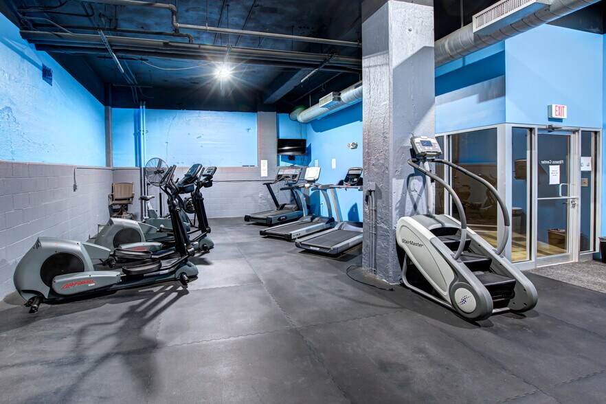 More Photos Of 1900-2100 Superior Ave, Cleveland Apartments For Lease