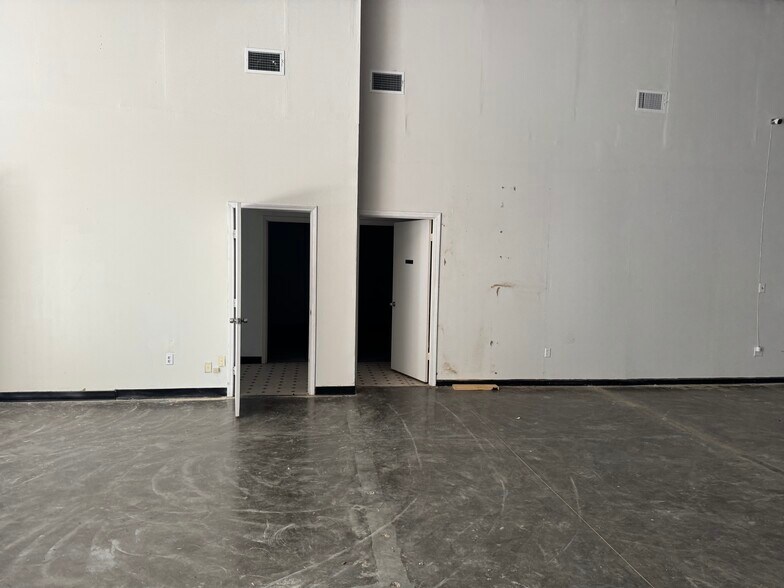 More Photos Of 867-873 Dulles Ave, Stafford Unknown For Lease