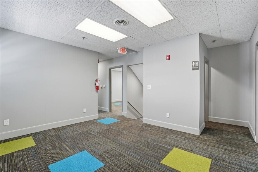 More Photos Of 175 E Broadway Ave, Westerville Office For Lease