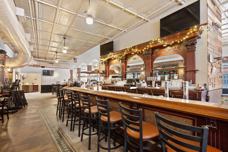 More Photos Of 200 E Michigan Ave, Kalamazoo Apartments For Lease