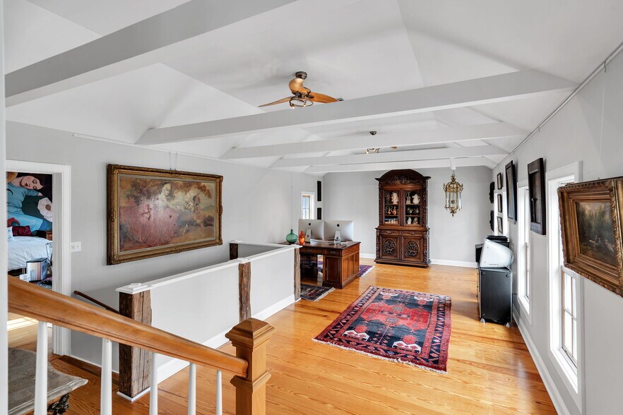 More Photos Of 137 Stockton St, Hightstown Flex For Sale