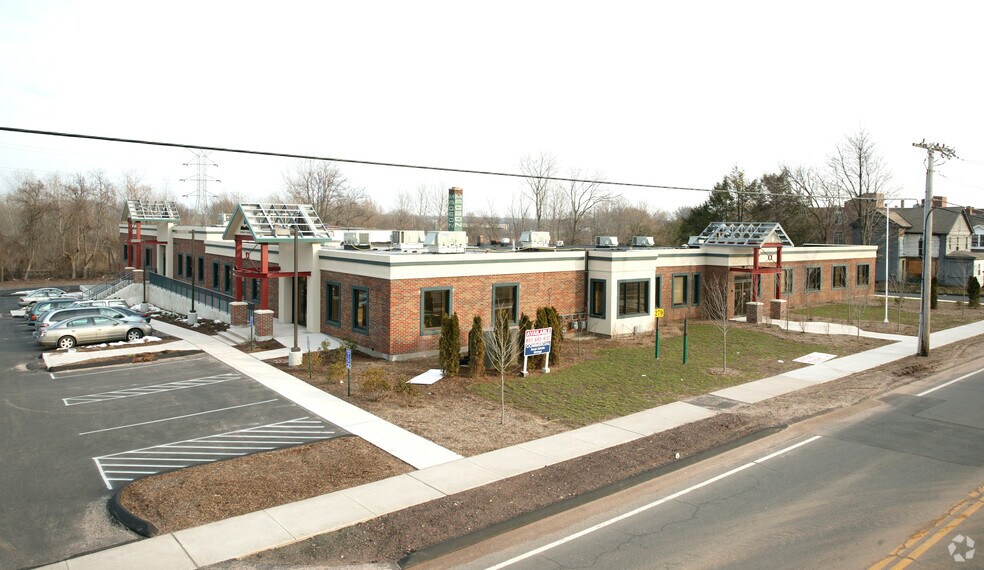More Photos Of 279 New Britain Rd, Berlin Office For Lease