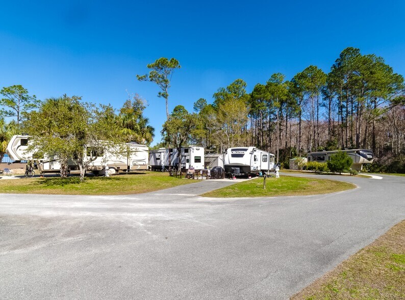 More Photos Of 11980 SW Shiloh Rd, Cedar Key Trailer Camper Park For Sale