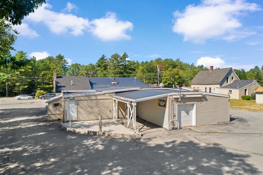 More Photos Of 107 Maple St, Barnstead Restaurant For Sale