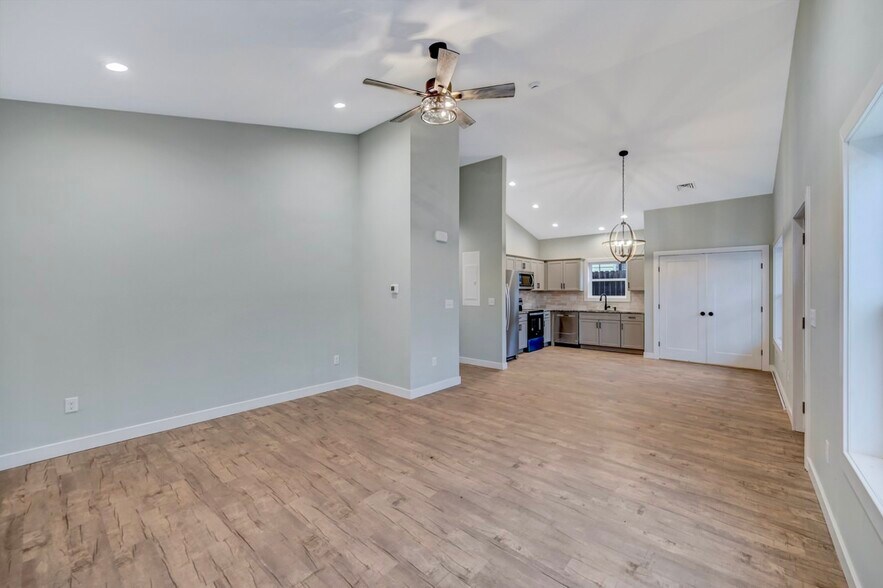 More Photos Of 627-629 Prescott ave, Scranton Multifamily For Sale