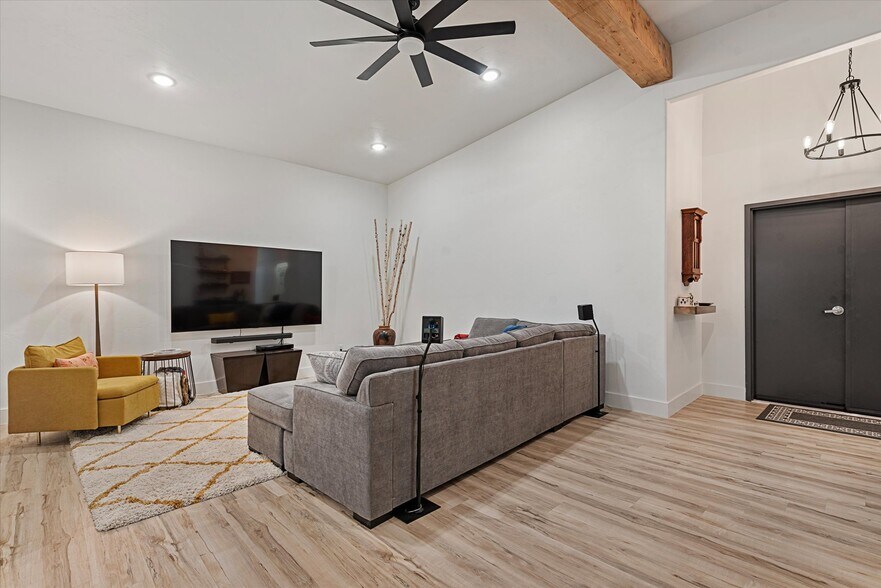 More Photos Of 1905 2nd St, Baker City Storefront Retail Residential For Sale