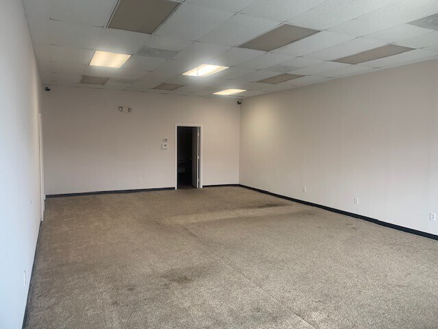 More Photos Of 1101 Montgomery Cross Rd, Savannah Unknown For Lease