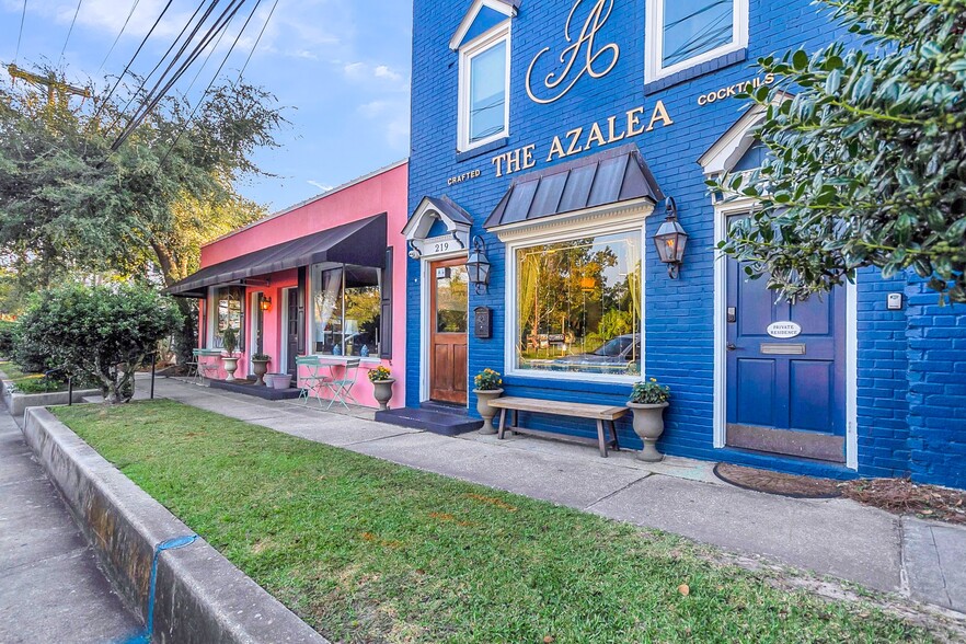 Primary Photo Of 219 S Cedar St, Summerville Storefront Retail Office For Sale