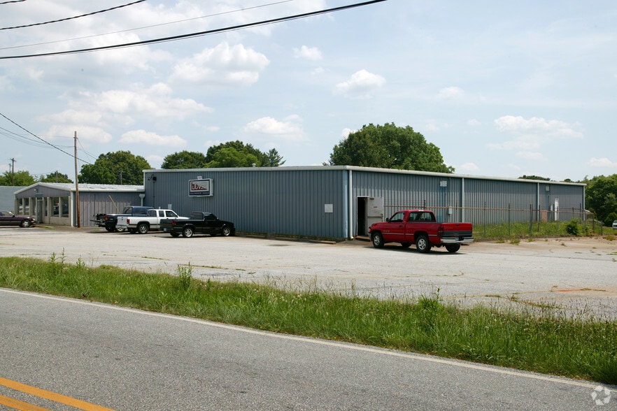 More Photos Of 1489 Cedar Lane Rd, Greenville Warehouse For Sale