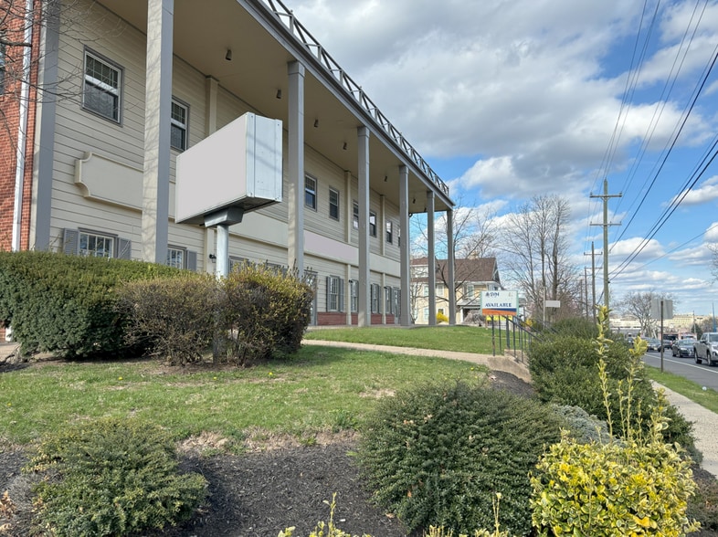 More Photos Of 6 E Trenton Ave, Morrisville Office Residential For Lease