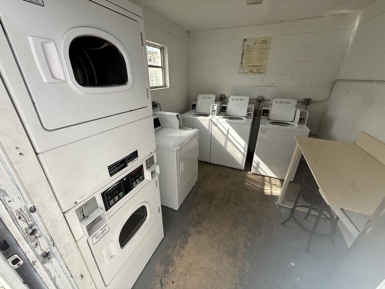 More Photos Of 1825 40th Ave, Vero Beach Apartments For Sale