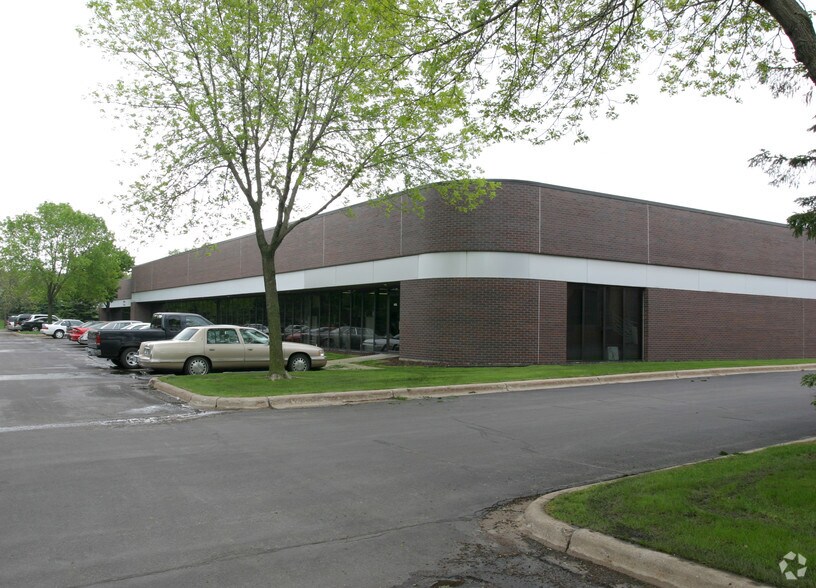 More Photos Of 1370 Mendota Heights Rd, Mendota Heights Office For Sale