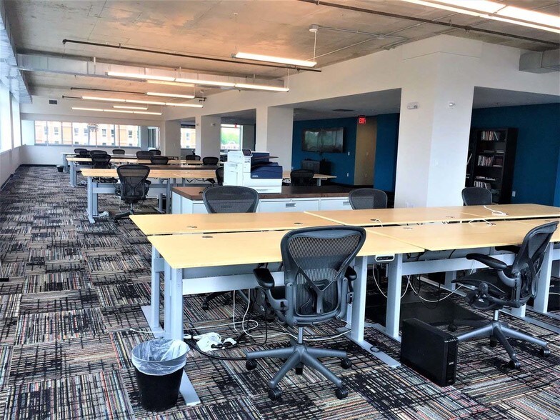 More Photos Of 605 Chestnut St, Chattanooga Office For Lease