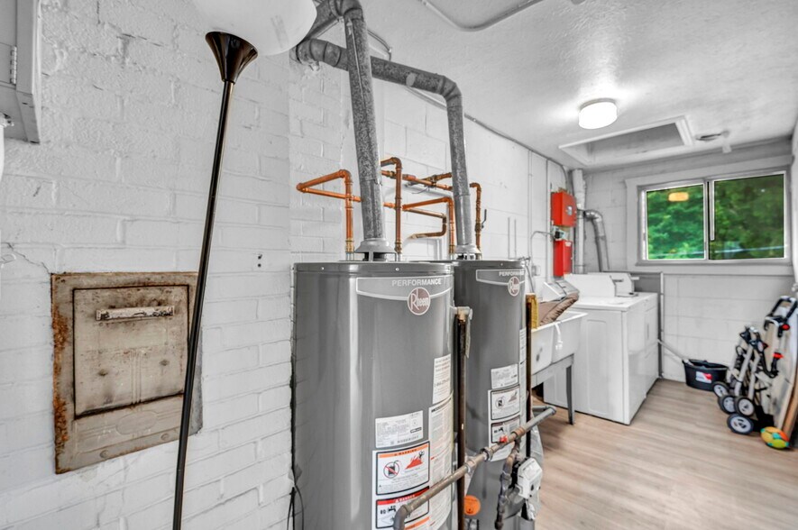 More Photos Of 818-850 S Green Rd, South Euclid Apartments For Sale