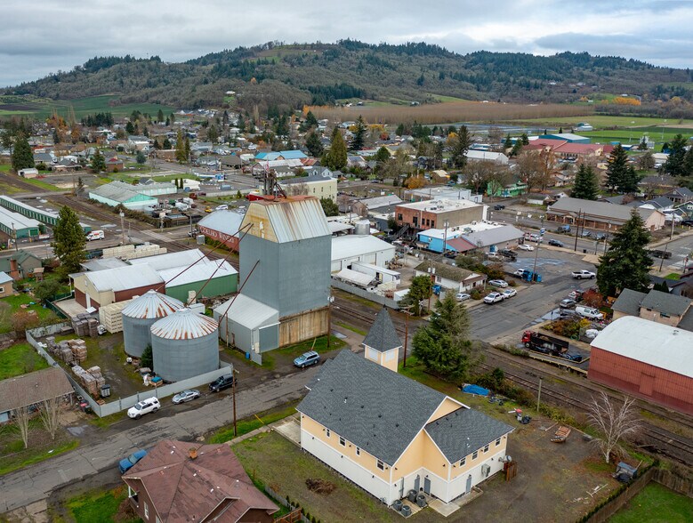 More Photos Of 205 Sixth St, Amity Religious Facility For Sale