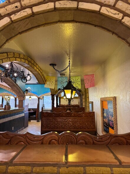 More Photos Of 2490 Fair St, Chico Restaurant For Lease