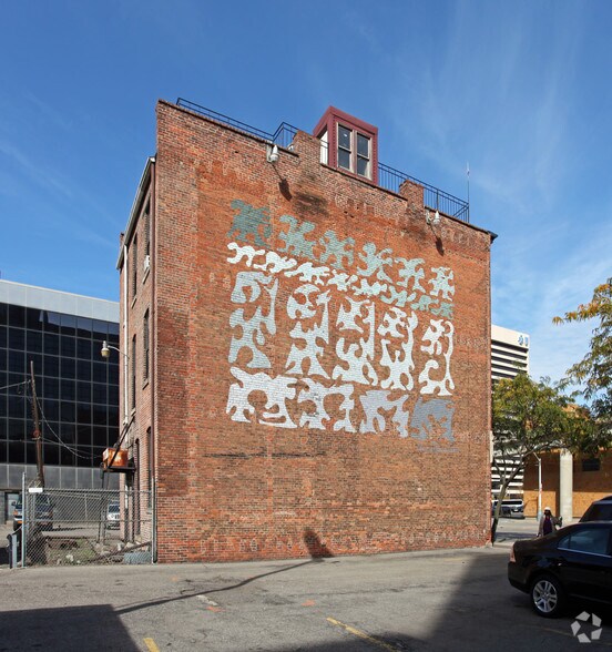 More Photos Of 511 Beaubien St, Detroit Office For Sale