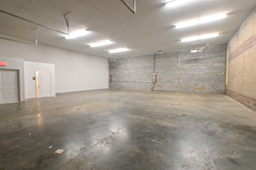 More Photos Of 3601 Old Capitol Trl, Wilmington Unknown For Lease