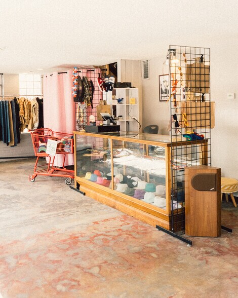 More Photos Of 3327 Brighton Blvd, Denver Warehouse For Lease