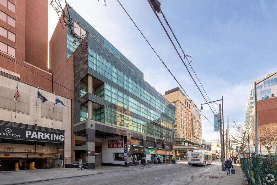 More Photos Of 39-07 Prince St, Flushing Office For Lease