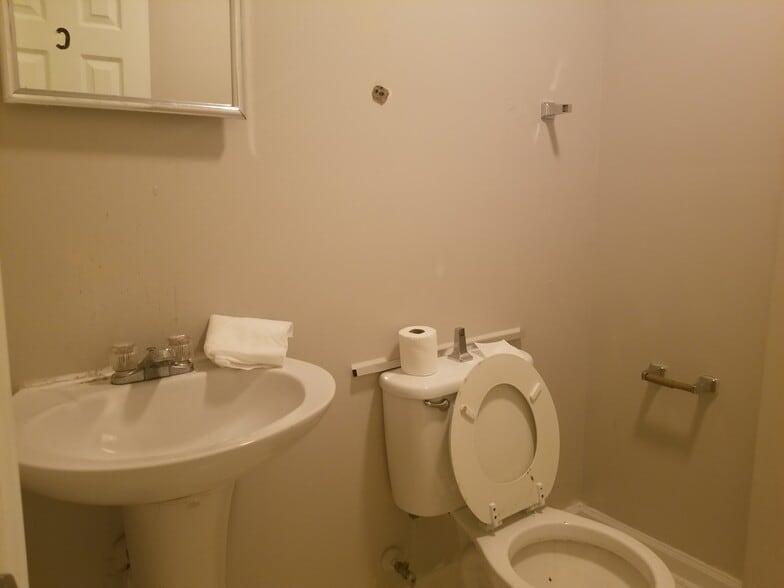More Photos Of 8849 Chapel Hill Rd, Cary Apartments For Sale