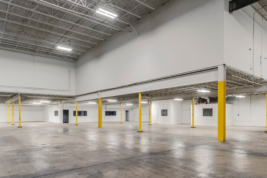 More Photos Of 5400 NW 35th Ave, Fort Lauderdale Warehouse For Lease
