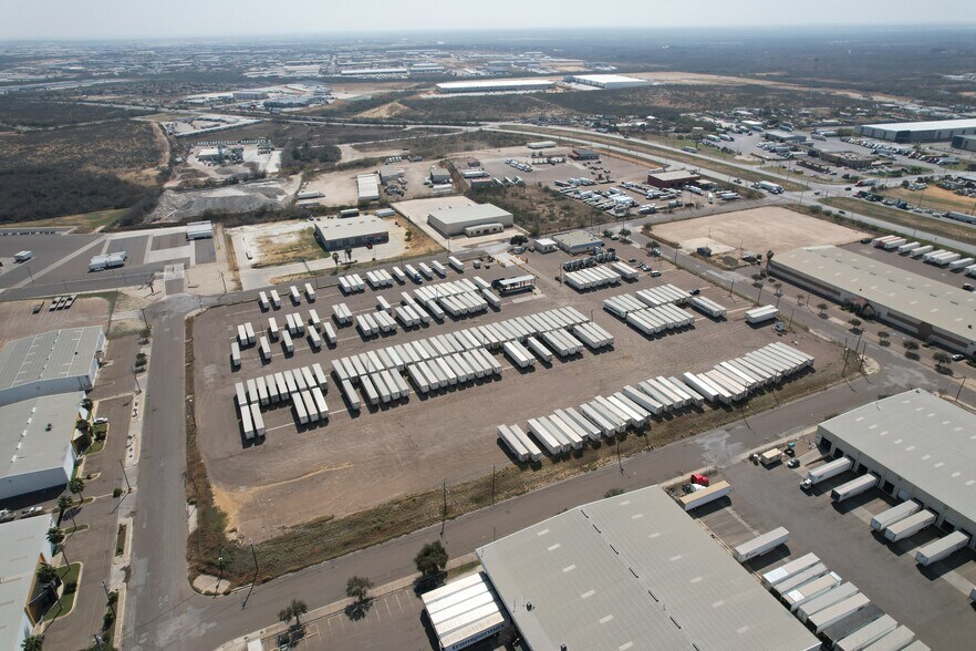 More Photos Of 18702 Metropolitan Rd, Laredo Land For Lease