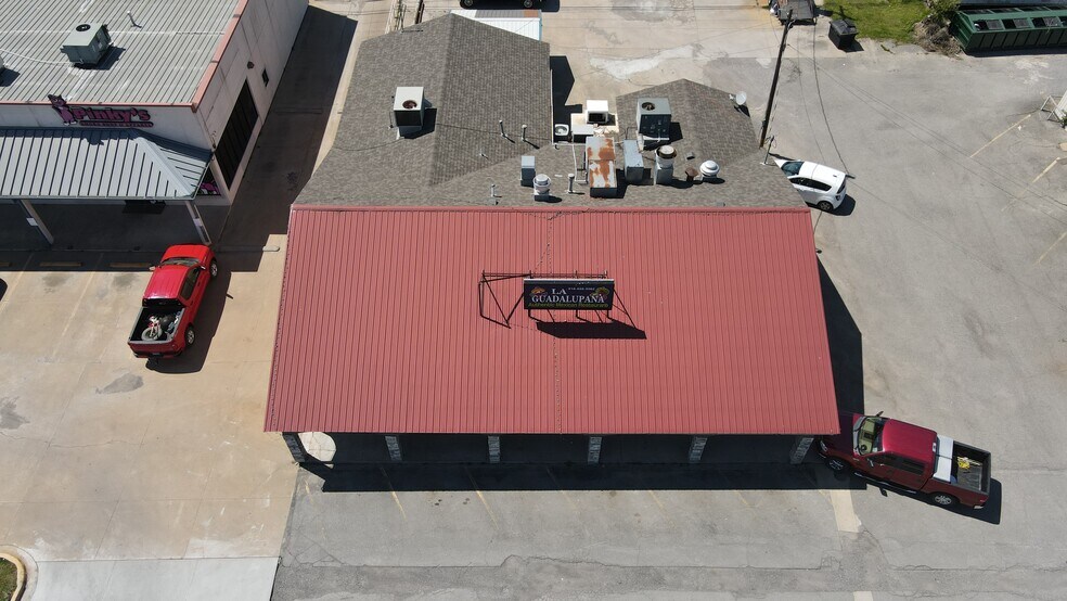 More Photos Of 1310 S Muskogee Ave, Tahlequah Restaurant For Sale