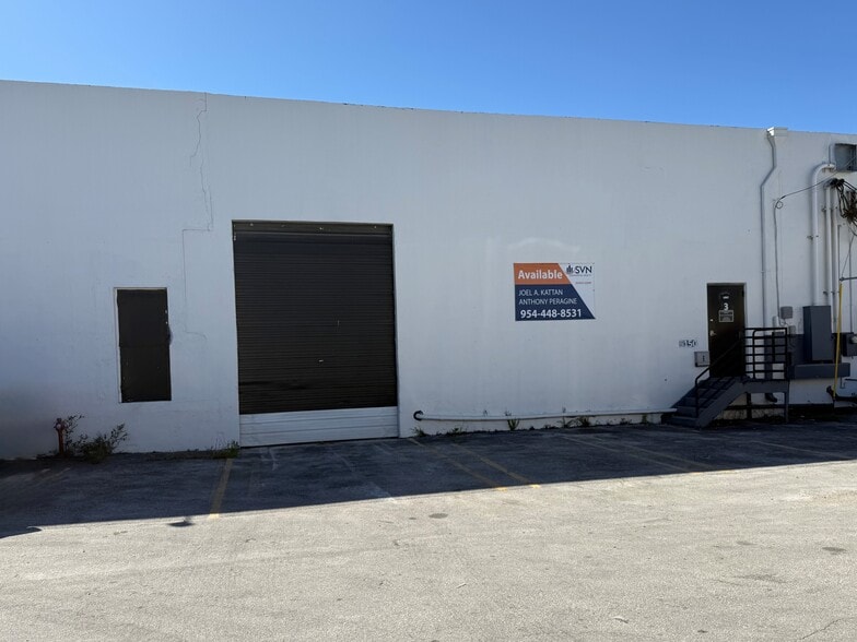More Photos Of 5150 NW 37th Ave, Miami Warehouse For Lease