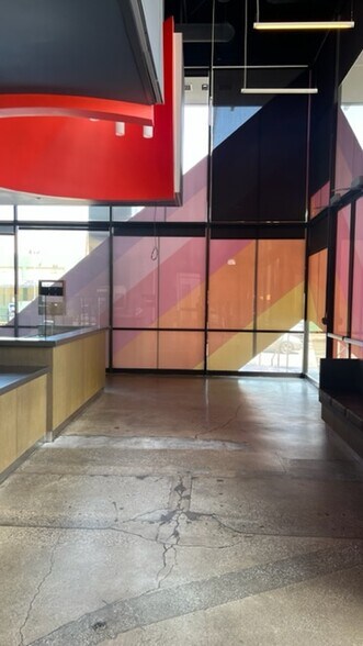 More Photos Of 6255 W Sunset Blvd, Los Angeles Office For Lease