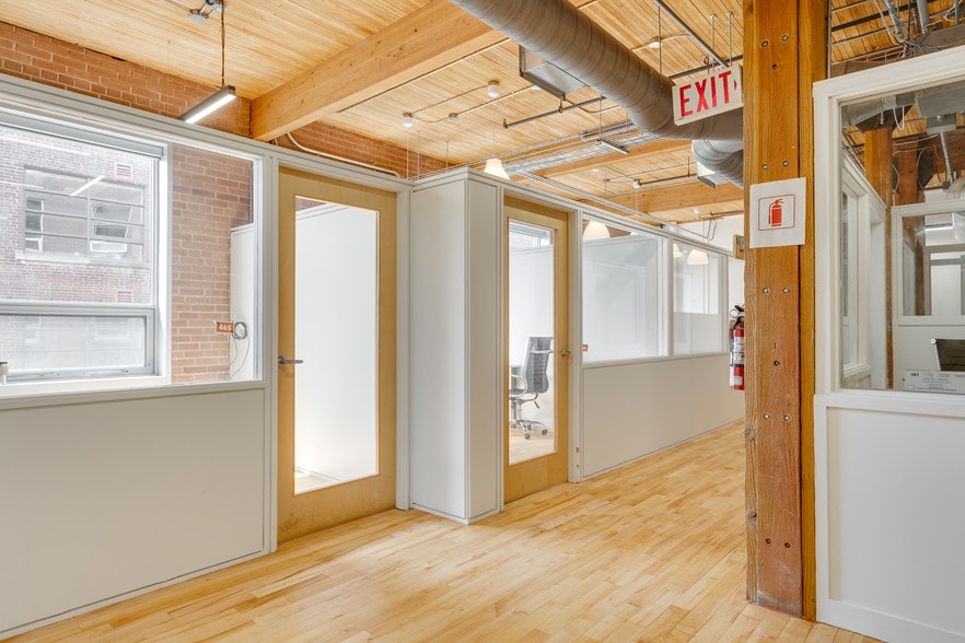 More Photos Of 215 Spadina Ave, Toronto Office For Lease