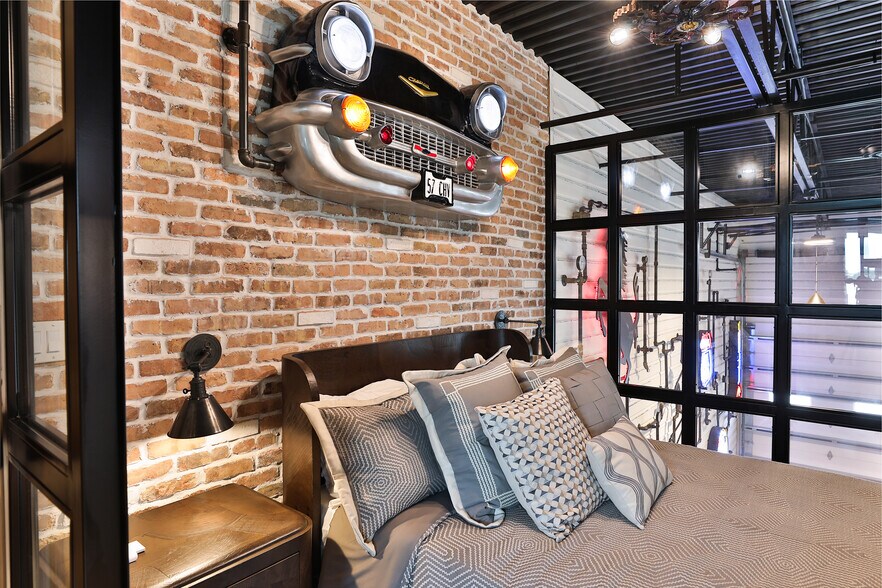 More Photos Of 1435 FM 1463 Rd, Katy Showroom For Sale