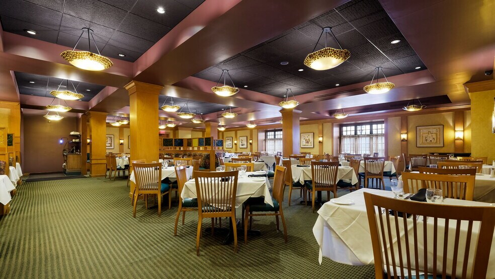 More Photos Of 1373 Easton Rd, Warrington Restaurant For Sale
