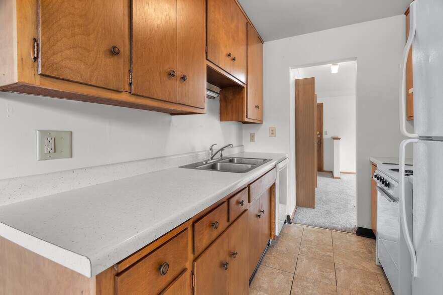 More Photos Of 1010 Lafond Ave, Saint Paul Apartments For Sale