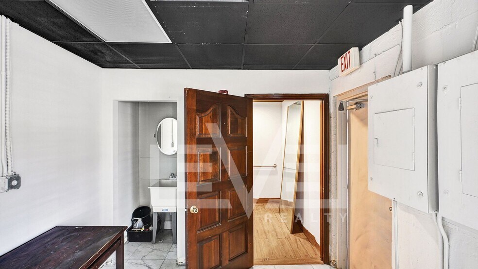 More Photos Of 3015 N Ocean Blvd, Fort Lauderdale Apartments For Sale