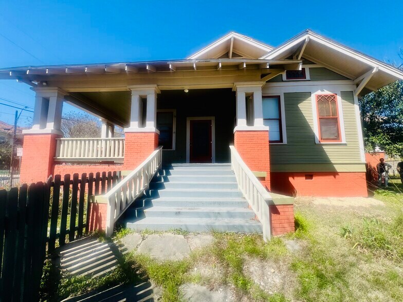 More Photos Of , San Antonio Unknown For Sale