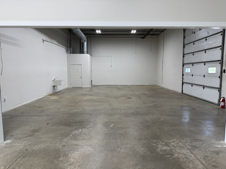 More Photos Of 2316 230th St, Ames Light Manufacturing For Lease