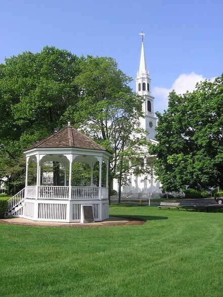 More Photos Of 2 Park St, Norwalk Apartments For Sale